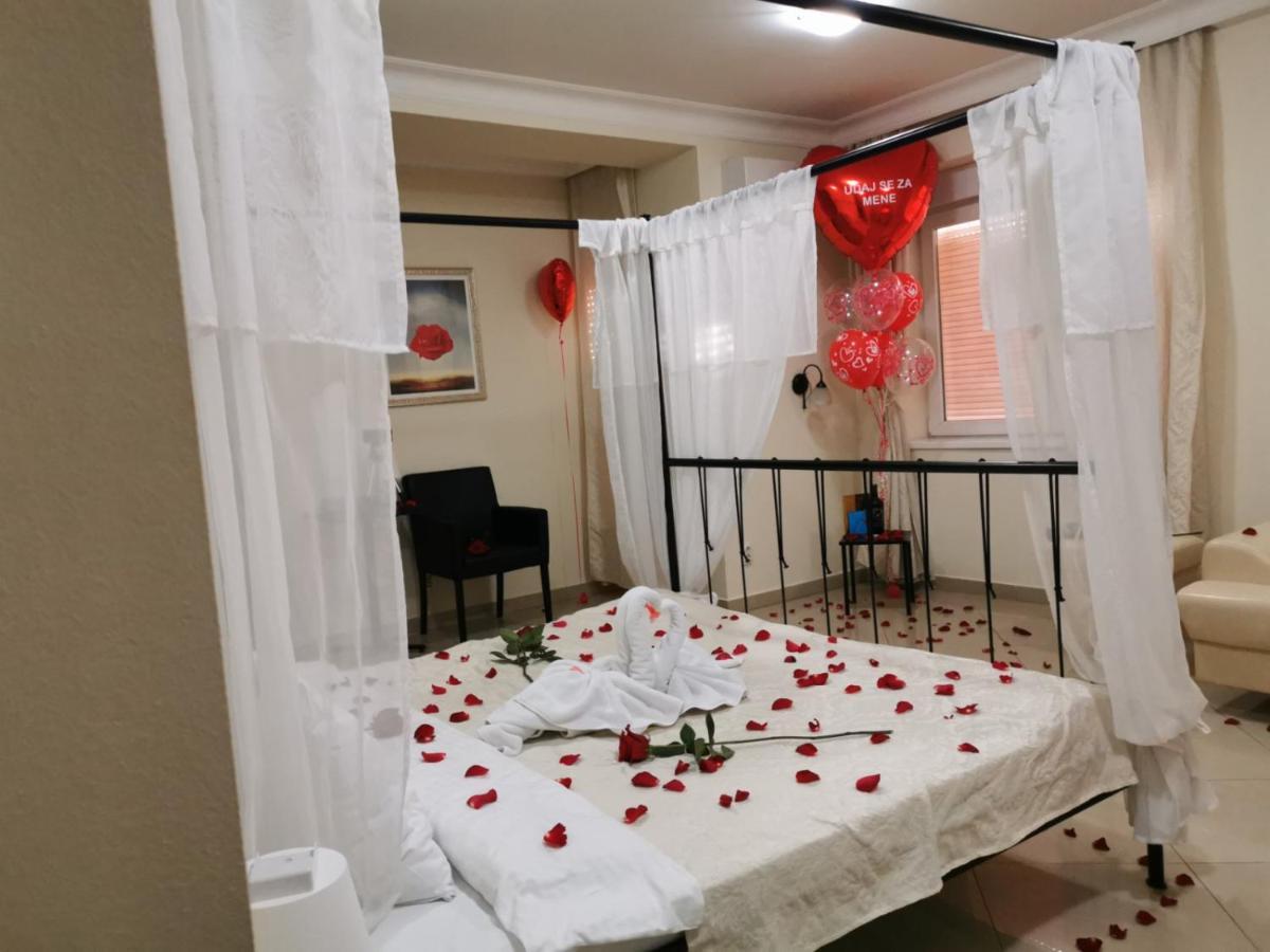 Garni Hotel Dash 노비사드 외부 사진