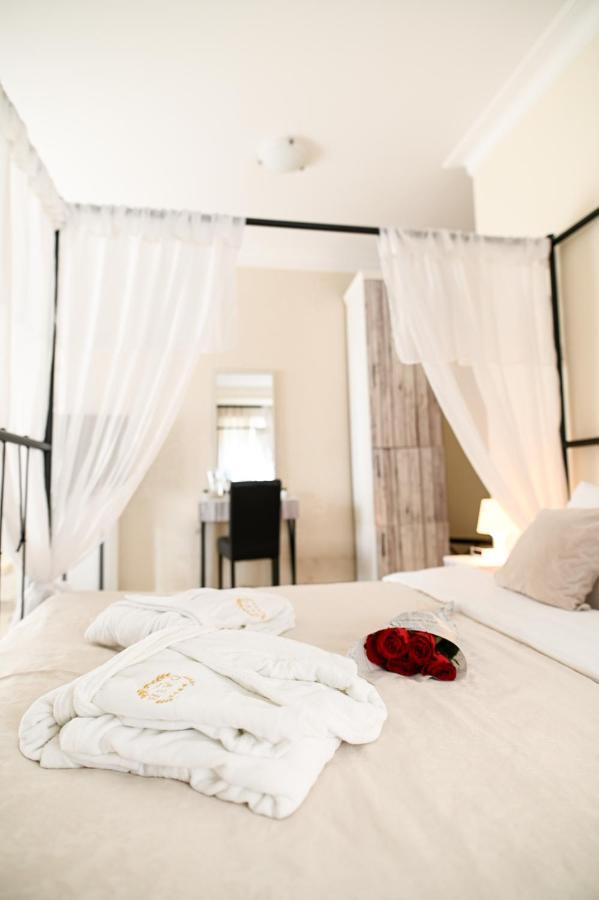 Garni Hotel Dash 노비사드 외부 사진
