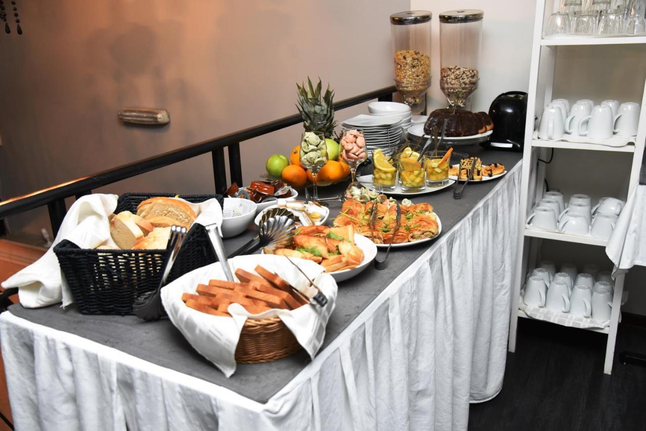 Garni Hotel Dash 노비사드 외부 사진